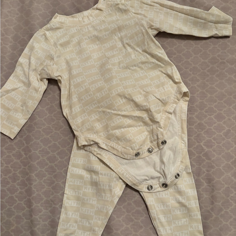 Kith Baby Classic Gift Set Cream